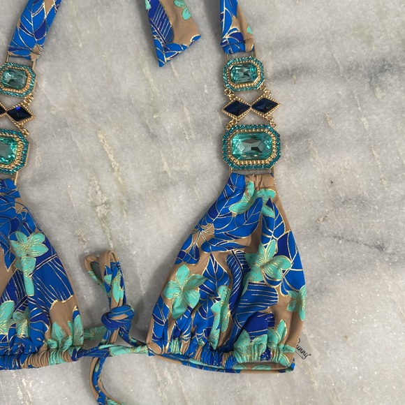 NWOT Beach Bunny Blue Floral Bikini with Rhinestone Trims - Picture 4 of 10